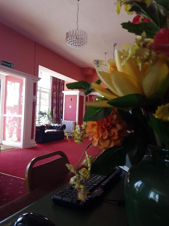 Oyo The Southcliff Hotel Folkestone Exterior foto